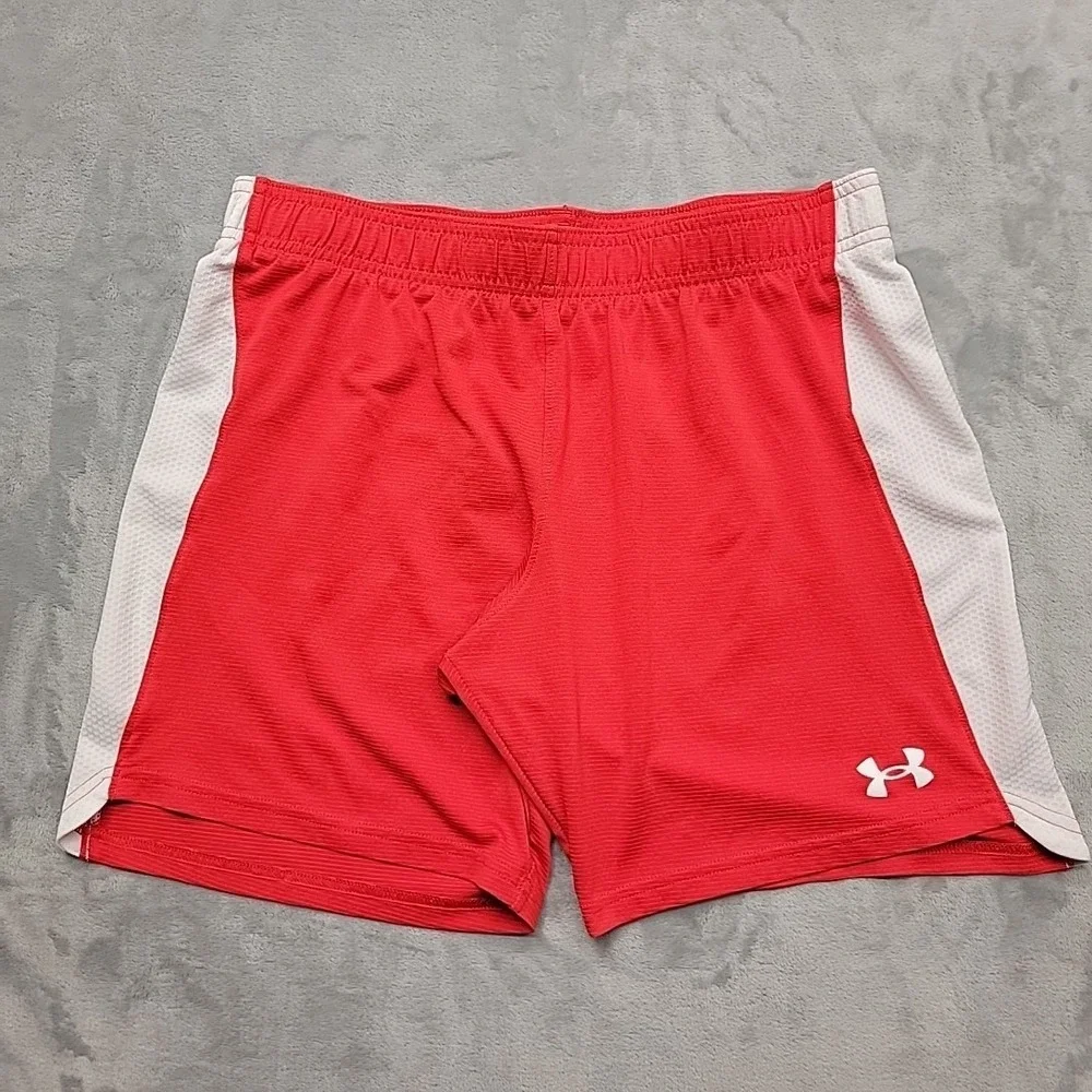 Under Armour Shorts Boys YXL Red Heatgear Athletic Gym Basketball Activewear